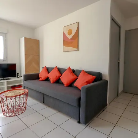 Calia By Pom, Parking, Piscine 아그