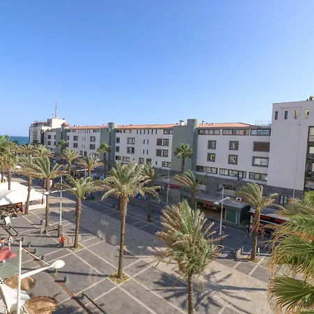 Calia By Pom, Parking, Piscine